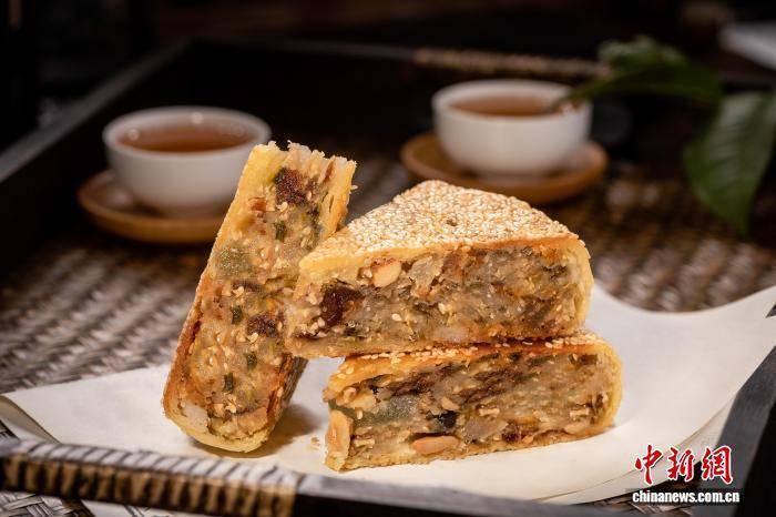 浙江月饼“花(huā)枝招(zhāo)展”出圈(quān) 中秋味道飘香海(hǎi)外(wài)