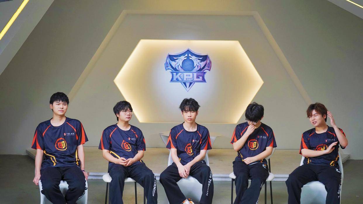 憾负LGD!“AG小号”情(qíng)久逆袭之路被终結(jié),KGL战队全军覆没