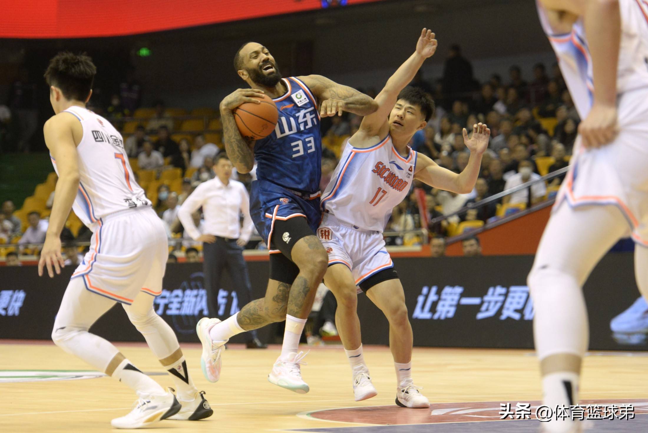 CBA破冰(bīng)！扩军、升降級(jí)双管齐下(xià)，联赛迎来巨变