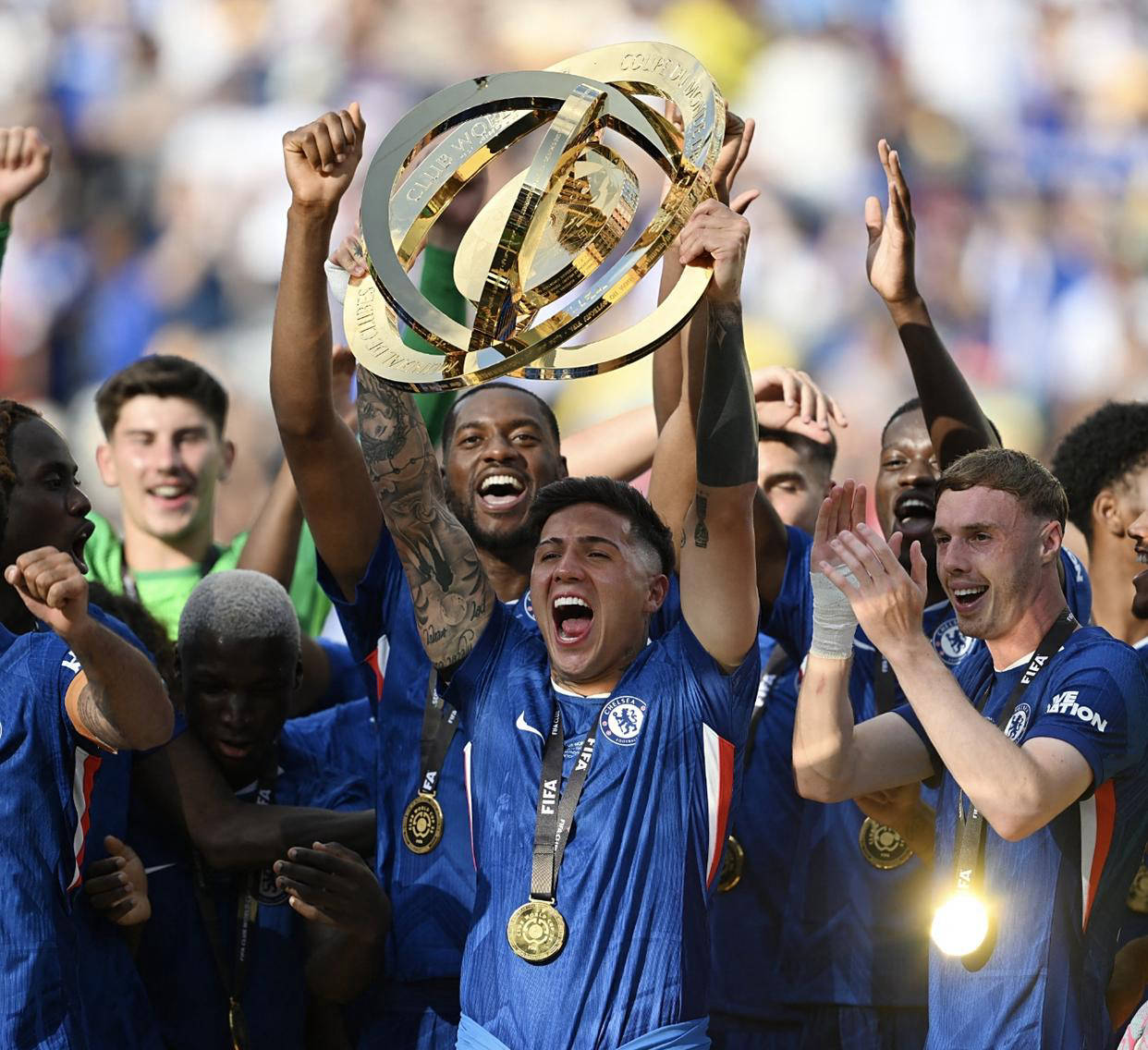 穆里尼奥回归本菲卡,老将奥塔门迪难逃主力沦陷