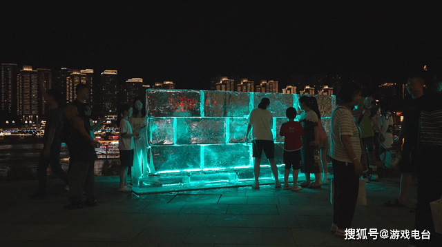 电竞狂潮席卷重庆,无畏契约嘉年华闪耀山城