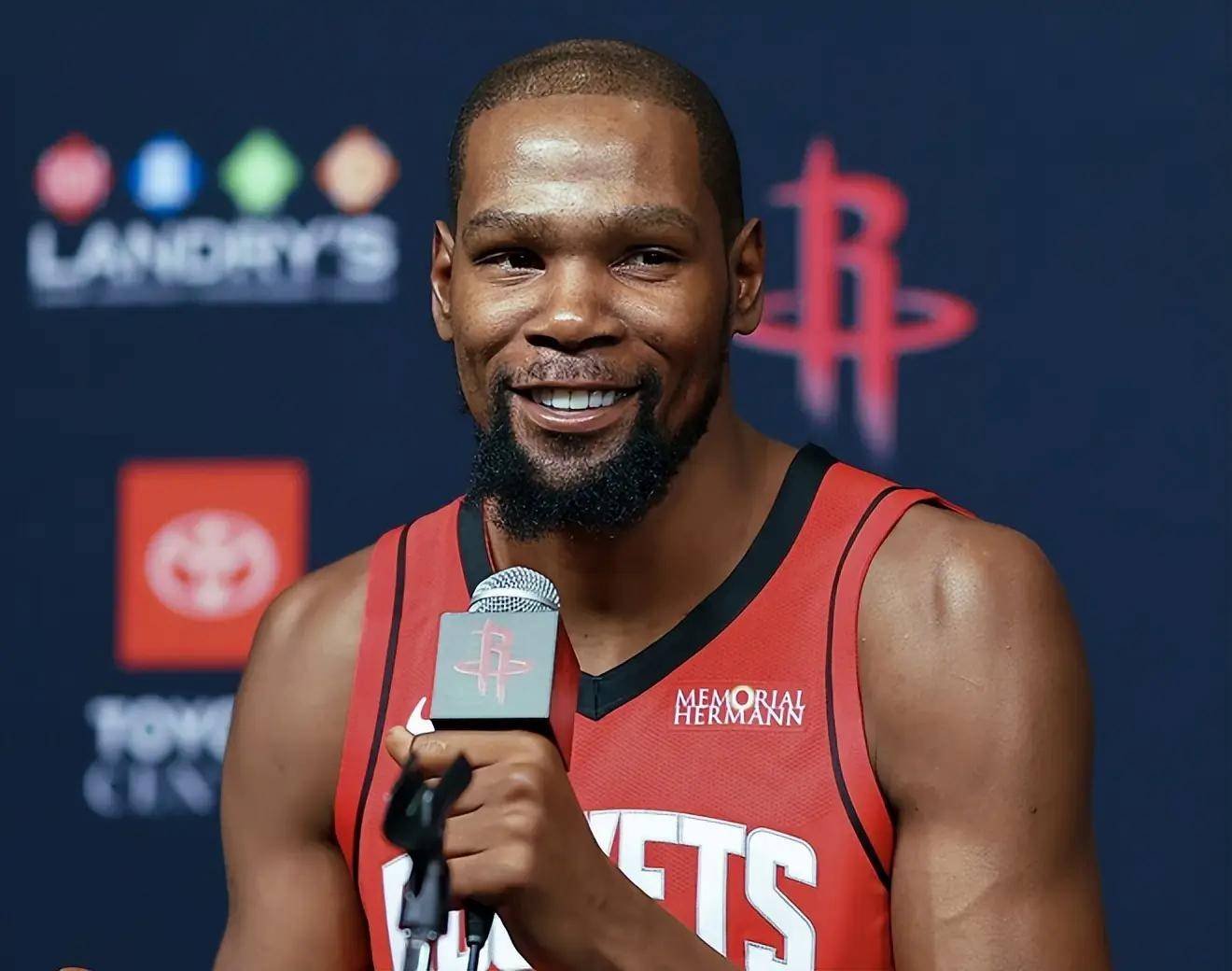 杜兰特降(jiàng)薪加盟火箭,表面血(xuè)虧(kuī)实则天秀?这波操作细思极恐!