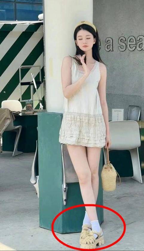 天呐！乔欣这波操作太秀了(le)，500亿豪門(mén)？秘密结婚？这是要上天！