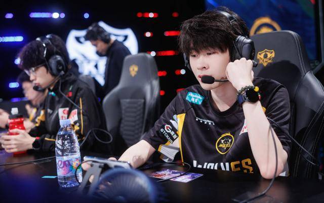 樱花租借狼队直接改名，向鱼风箫定位(wèi)尲(gān)尬，狼队的大变动要来了？