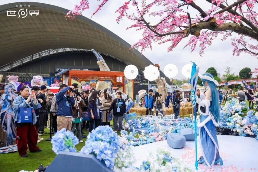 王(wáng)者(zhě)荣耀(yào)十周年重磅官宣,《王(wáng)者(zhě)荣耀(yào)世界》2026年春(chūn)天與(yǔ)玩家见面