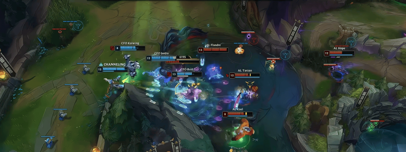 LOL赛事激战正酣,这款游戏开启三国策略新体验