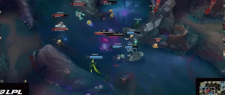 IG出征片燃爆屏幕!这游戏同盟(méng)戰(zhàn)同樣(yàng)热血