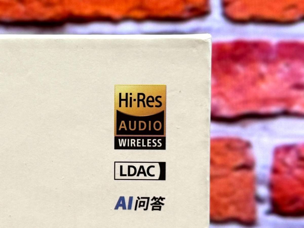 颜值與(yǔ)实力(lì)并存!漫步者LolliClip AI:我的通勤时尚“声”装备