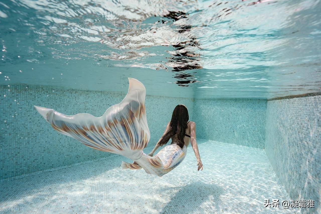 邓超还原美人鱼名(míng)场面