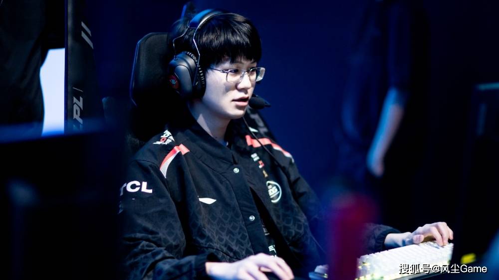 LOL十年賽(sài)事博(bó)主退网！LCK賽(sài)前整活：用河蟹预测比(bǐ)賽(sài)结果